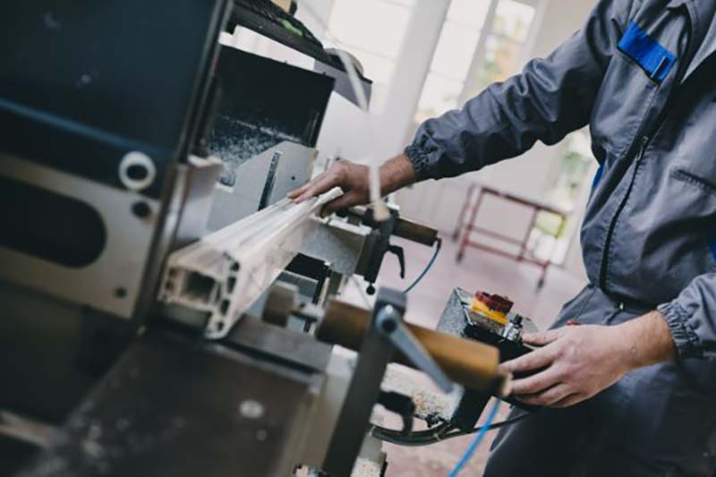 Comment entretenir efficacement vos menuiseries en pvc ? Vimoutiers